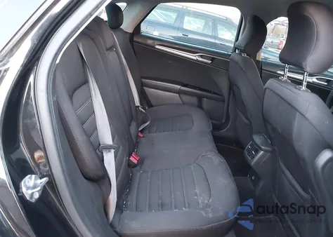 2015 Ford Fusion Se z USA, uszkodzony, nr VIN 3FA6P0H72FR166851